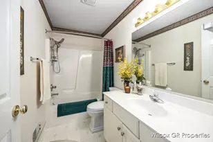 1041 Dogwood Meadows Dr SE, Ada, MI 49301 - Photo 37