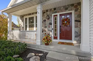 1041 Dogwood Meadows Dr SE, Ada, MI 49301 - Photo 19