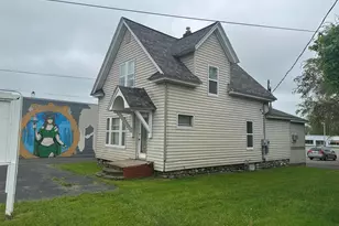 127 W Territorial Rd, Battle Creek, MI 49015 - Photo 9