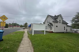 127 W Territorial Rd, Battle Creek, MI 49015 - Photo 7