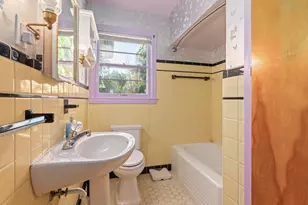 2736 Cascade Rd SE, Grand Rapids, MI 49506 - Photo 17