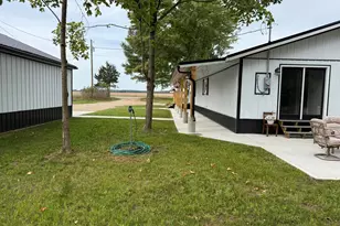 7367 S Coldwater Rd, Blanchard, MI 49310 - Photo 31