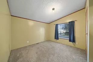 301 Ohio River Dr, Adrian, MI 49221 - Photo 13