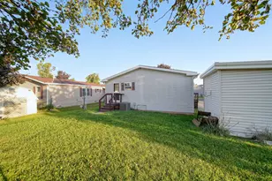 301 Ohio River Dr, Adrian, MI 49221 - Photo 23