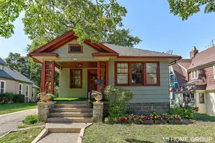 536 College Ave, Holland, MI 49423 - Photo 3