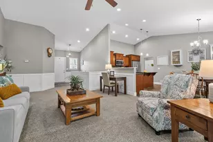 415 Oakvale Ct, Battle Creek, MI 49014 - Photo 5