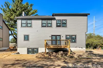 1034 Arlington Avenue, Grand Haven, MI 49417 - Photo 27