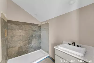 1034 Arlington Avenue, Grand Haven, MI 49417 - Photo 15