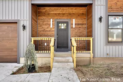 1034 Arlington Avenue, Grand Haven, MI 49417 - Photo 3