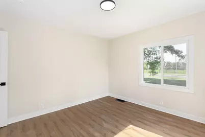 3118 Cleveland Avenue, Saint Joseph, MI 49085 - Photo 11