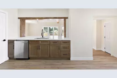 3118 Cleveland Avenue, Saint Joseph, MI 49085 - Photo 9