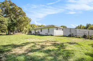 340 Douglas St, Fruitport, MI 49415 - Photo 21