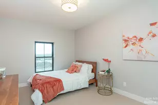 1321 Gallery Pointe Dr, Saline, MI 48176 - Photo 39