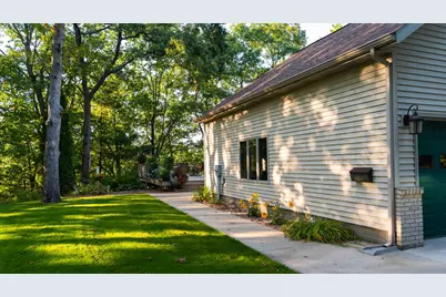 777 N Brooks Road, Muskegon, MI 49442 - Photo 9