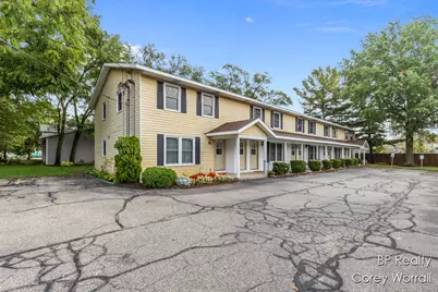 199 E 34th Street #10, Holland, MI 49423 - Photo 3