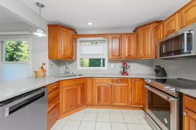 4752 Forest Creek Drive, Kalamazoo, MI 49009 - Photo 11