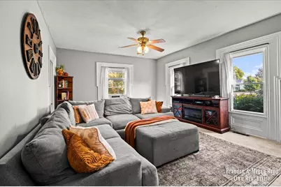 112 S Grant Street, Portland, MI 48875 - Photo 21