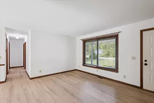 2981 Wolhavn Ln, Jackson, MI 49201 - Photo 7