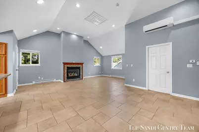 514 N 5th Street, Grand Haven, MI 49417 - Photo 25