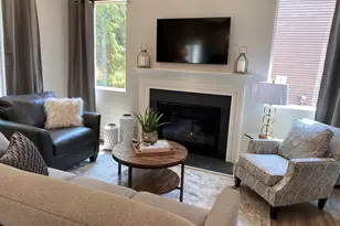 1049 Rebecca St, Marshall, MI 49068 - Photo 3