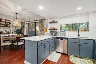 141 Selkirk Ct, Kalamazoo, MI 49006 - Photo 11