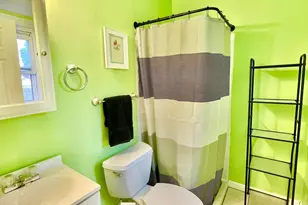 95 S West St, Hillsdale, MI 49242 - Photo 37