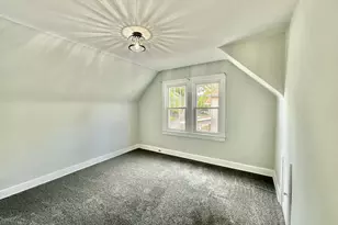 95 S West St, Hillsdale, MI 49242 - Photo 35