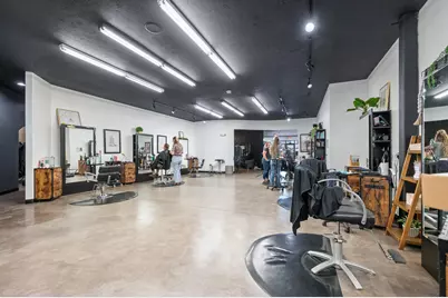 8826 E 34 Rd, Cadillac, MI 49601 - Photo 5