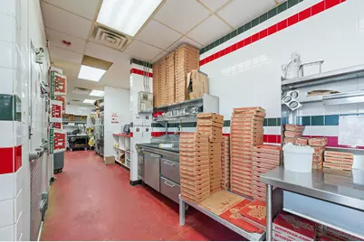 8826 E 34 Rd, Cadillac, MI 49601 - Photo 11