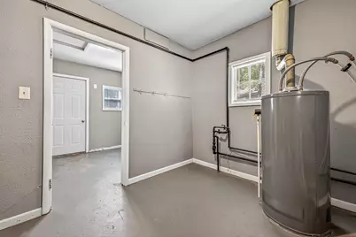 356 Amsterdam Avenue, Muskegon Heights, MI 49444 - Photo 37