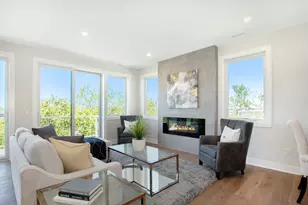 631 Fairview Ave NE, Grand Rapids, MI 49503 - Photo 7