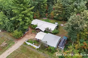 20449 W Gates Rd, Howard City, MI 49329 - Photo 3