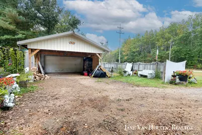 20449 W Gates Road, Howard City, MI 49329 - Photo 29