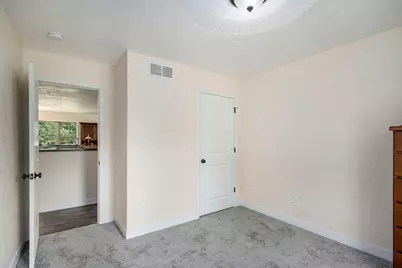 217 Corwin Meadows Drive, Lawrence, MI 49064 - Photo 15