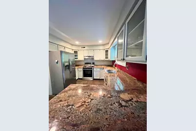 520 S Kendall Avenue, Kalamazoo, MI 49008 - Photo 21