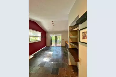 520 S Kendall Avenue, Kalamazoo, MI 49008 - Photo 11