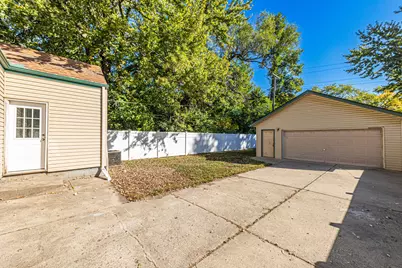 4705 Jackson Street, Dearborn Heights, MI 48125 - Photo 23