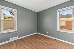 4705 Jackson St, Dearborn Heights, MI 48125 - Photo 15