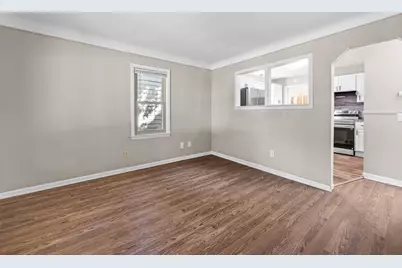 4705 Jackson Street, Dearborn Heights, MI 48125 - Photo 9