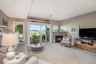 963 W Savidge St, Spring Lake, MI 49456 - Photo 9