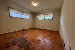 825 Mann Rd, Marshall, MI 49068 - Photo 15