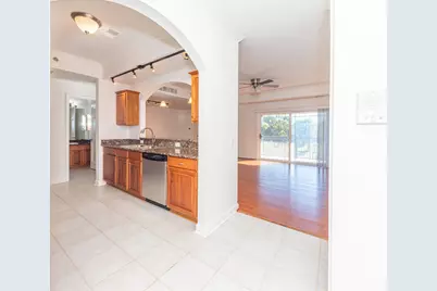 283 S Zeeb Road #212, Ann Arbor, MI 48103 - Photo 11