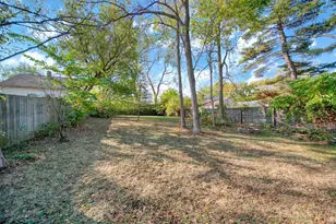 335 Wall St, Jackson, MI 49203 - Photo 41