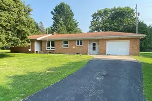 1823 Red Apple Rd, Manistee, MI 49660 - Photo 1