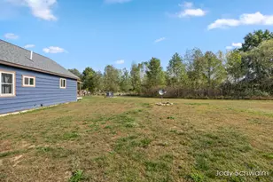 881 Brent Dr, Sherwood, MI 49089 - Photo 25