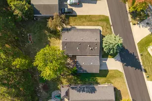 317 Cadgewith E, Lansing, MI 48906 - Photo 29