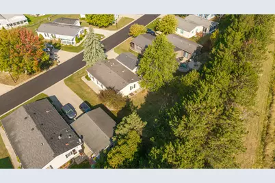 317 Cadgewith East, Lansing, MI 48906 - Photo 27