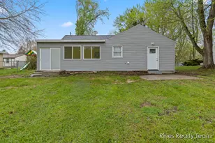 6429 Rosedale Rd, Lansing, MI 48911 - Photo 17