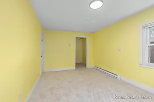 6429 Rosedale Rd, Lansing, MI 48911 - Photo 11