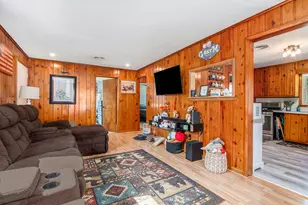 1521 Maiden Ln, Saint Joseph, MI 49085 - Photo 5